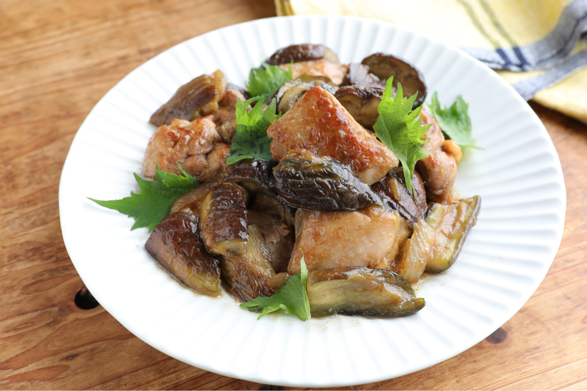 鶏肉となすの甘辛照り焼き